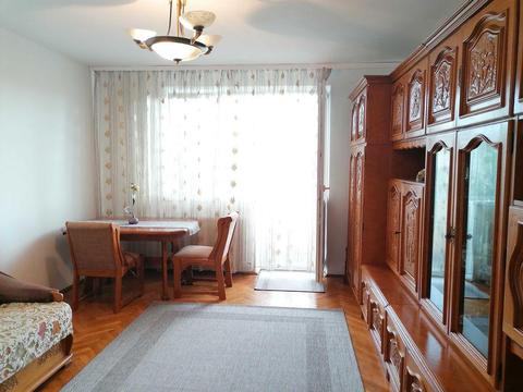 Închiriez apartament 3 camere