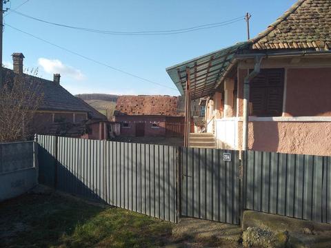 Casa in Lunca, sat Lunca