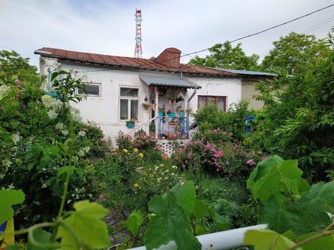 Casa bucuroasa cauta un nou proprietar. la 3 min de hotel Prahova