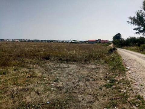 Vând teren construibil zona Aerodrom Craiova la ieșirea spre Calafat