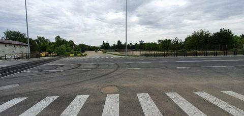 6000 mp(parcelat min1000) platforma betonata aeroport