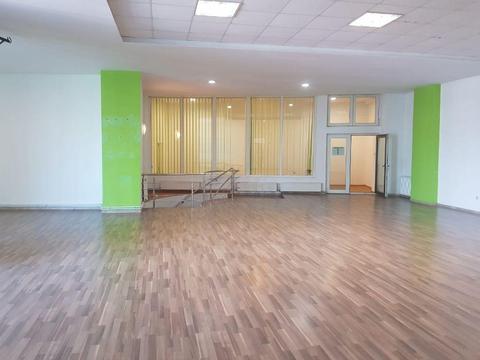 Inchiriez spatiu comercial