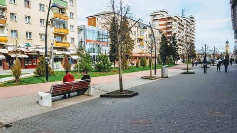 Apartament 3 camere in Alba Iulia,bloc caramida de 4 etaje pe B-dul Tr