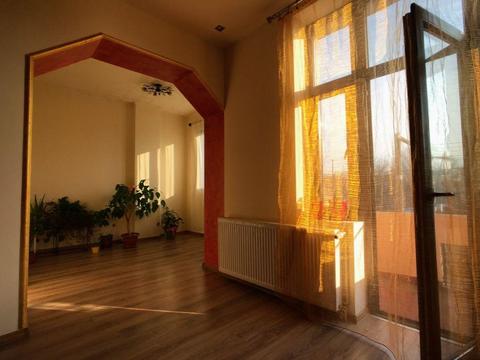 Apartament la casa - 4 camere, spatios [pret redus de la 83.000 €]