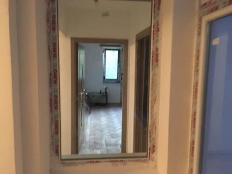 Apartament aproape de centru etaj 2/4 2 camere decomandat stradal