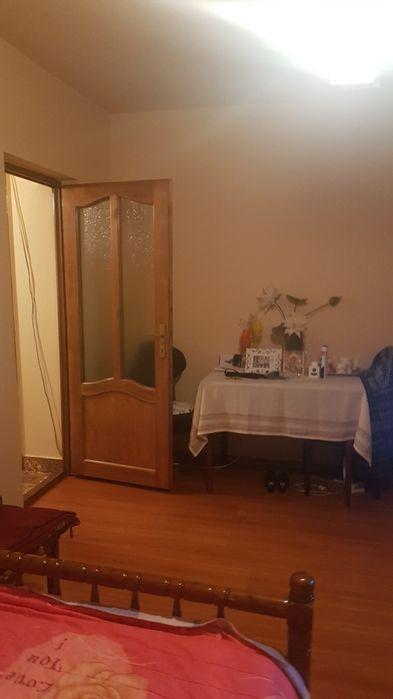 Vind apartament 4 camere