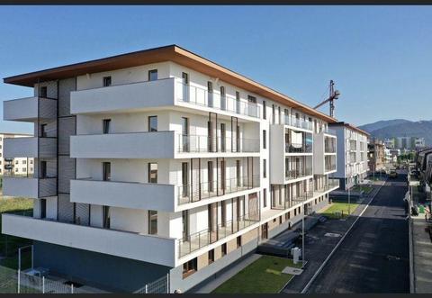 Apartament 2 cam 70 mp