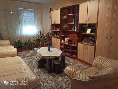 Vând apartament cu 4 camere în Sângeorgiu de Mureș