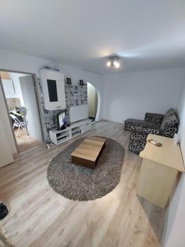 Vand apartament cu o camera recent renovat modern, se vinde mobilat!