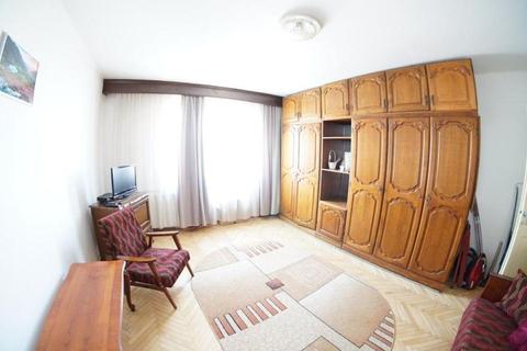 Inchiriez apartament cu 2 camere in P-ta Mihai Viteazu(Centru)