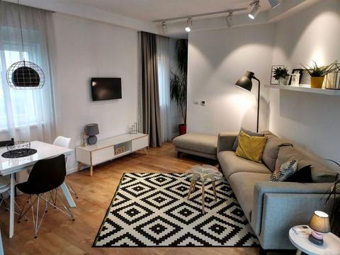 Închiriez apartament lux zona Timișoara Nord, terasa 30mp, 2 locuri p