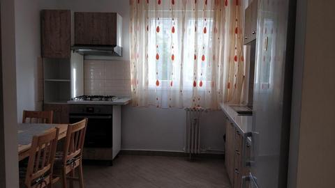 Apartament cu 2 camere de inchiriat