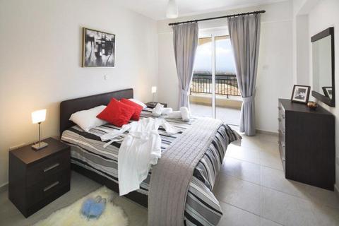 Apartament 3 camere-termen scurt