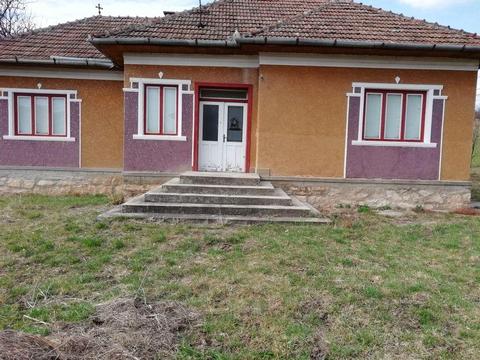 Vând casa în comuna Cuzaplac, sat Tămasa județul Sălaj
