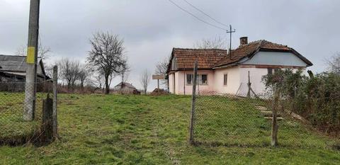 Vând Casa cu 28 arii teren în Viile Satu Mare