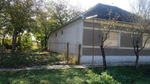 Casa mare de vanzare in Tipari(Arad)posibil schimb cu Apartament