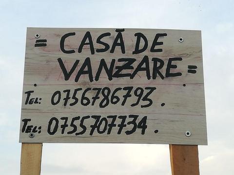 Casă de vanzare în Valea Nucarilor
