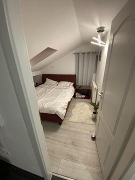 Apartament la mansarda cu trei camere et 3