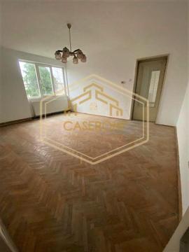 Apartament cu 5 camere - Etaj 3 | Ideal pentru o familie | Central