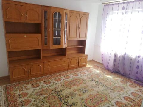 PF Ofer spre inchiriere Ap 2 camere decomandat