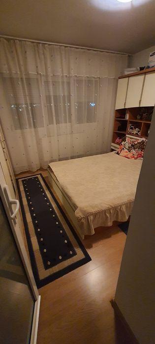 Închiriez apartament