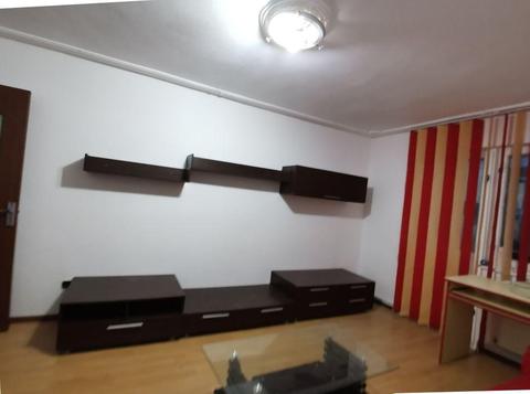 Închiriez apartament