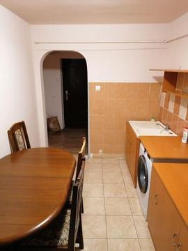 Închiriez apartament zona pietonala