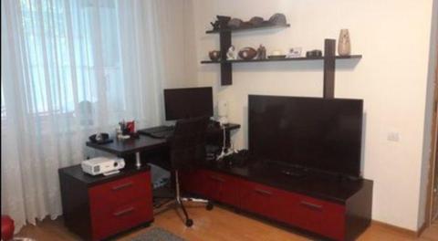 Închiriez apartament