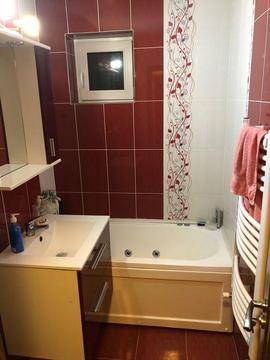 Închiriez apartament 3 camere