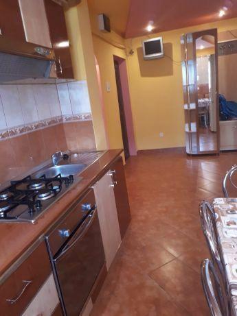 Inchiriez apartament