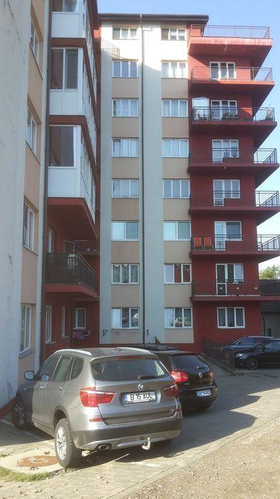 Inchiriez Apartament