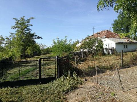 Vind casa batrineasca, la doar 7km,de Botosani