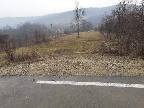 Vînd teren în comuna Bălănesti jud Gorj 20 KM DE TG JIU.Sat BÎLTOCI