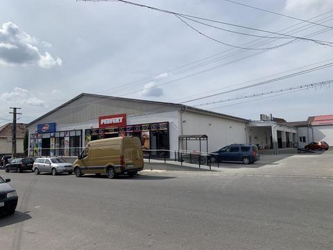 Spatiu comercial orasul Vlahita 200mp