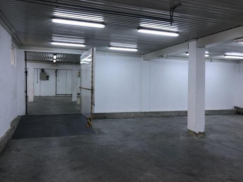 Inchiriez spatiu comercial , hala .depozit 500m2