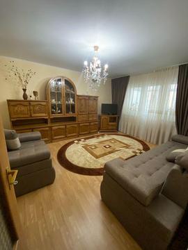 Vand apartament 3 camere str Banat