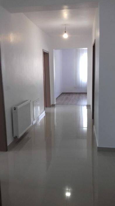 Vand Apartament 4 camere