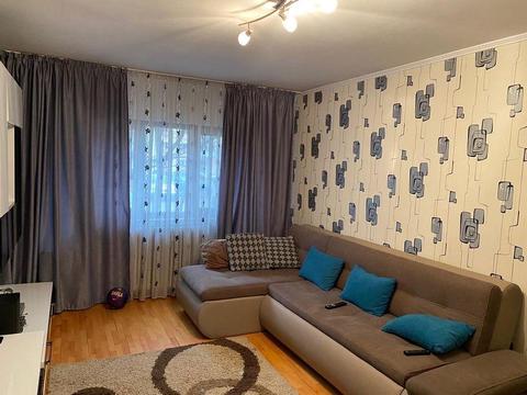 Apartament 3 camere decomandat Lapus