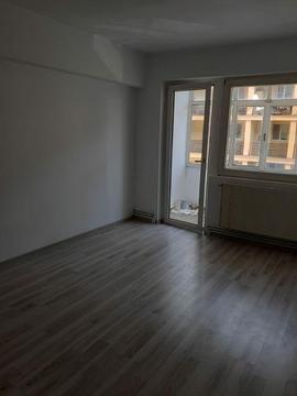 Vând apartament 2 camere