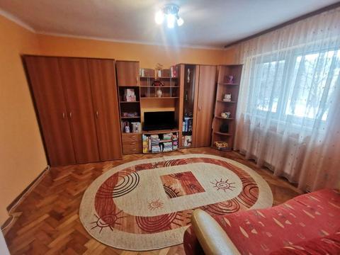 Apartament de vanzare cu 2 camere, zona 7 Noiembrie + Garaj