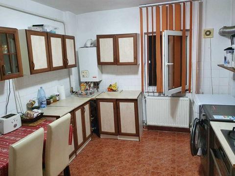 Vând apartament 2 camere