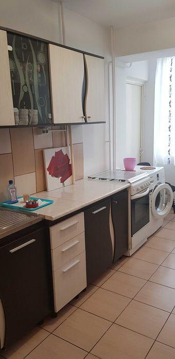 Inchiriez apartament 2 camere - zona Garii