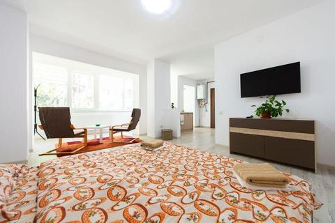 Închiriez apartament ultracentral în Brașov