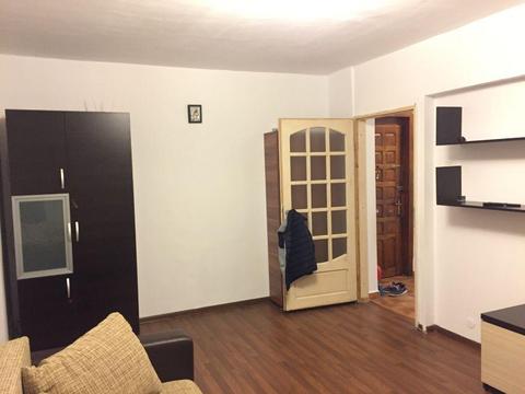 Inchiriez apartament