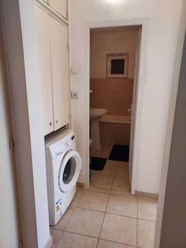 Inchiriez apartament decomandat 2 camere Sarari