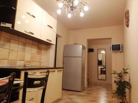 Închiriez apartament