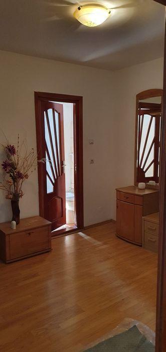 Închiriez apartament 2 camere complet mobilat