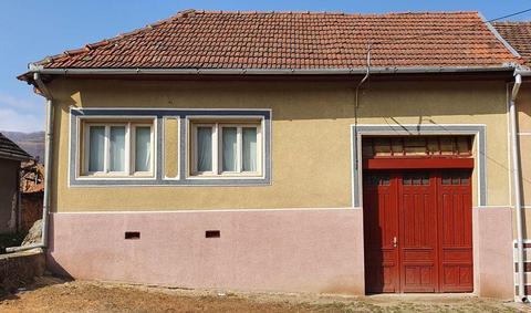 Casa de vanzare Plugova