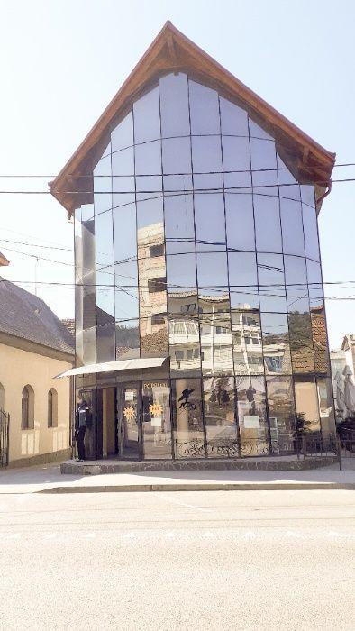 Închiriez spatiu ultra-central