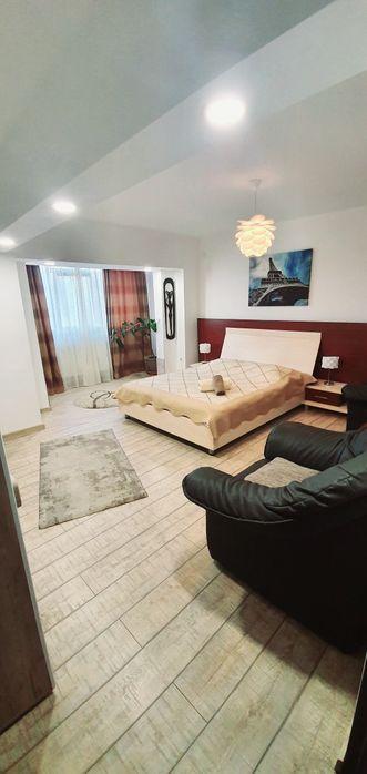 Închiriez apartament regim hotelier